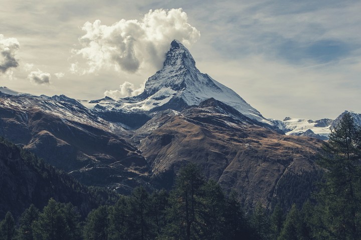 mountain _ touch the sky_ aim high