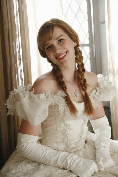 Princess Anna/Elisabeth Lail