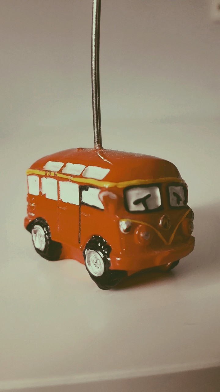 Bus