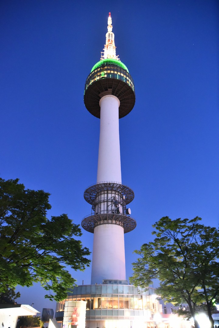 N seoul tower