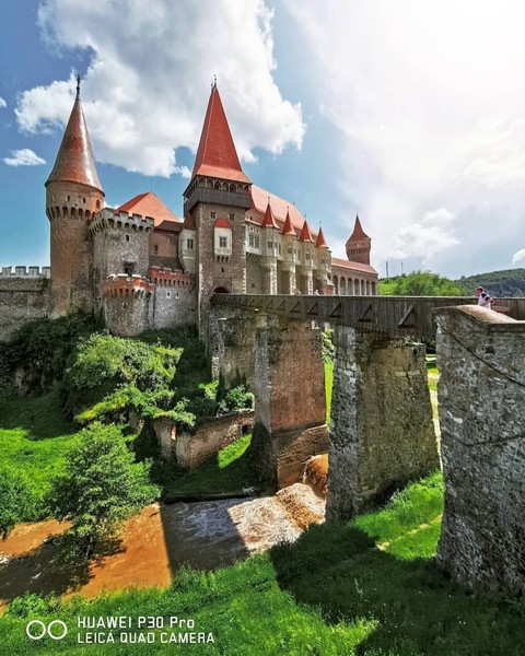 Corvi Castle