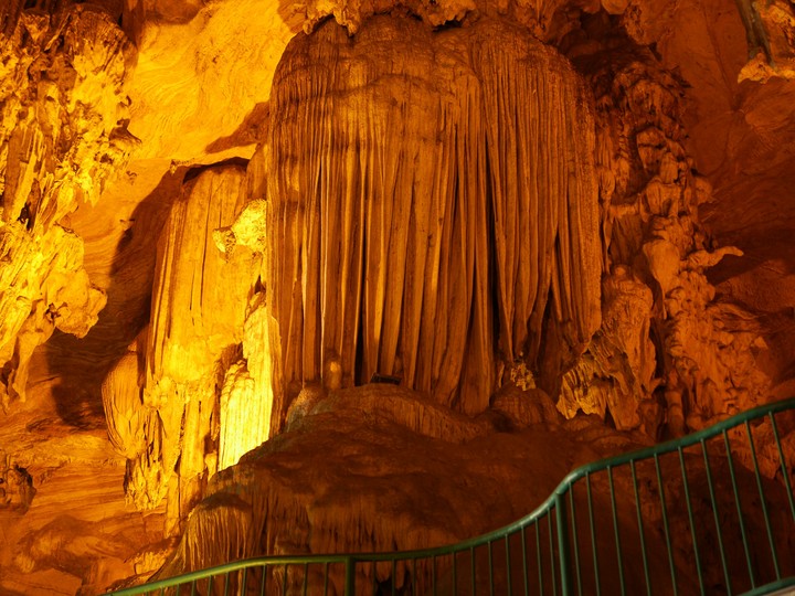 cave