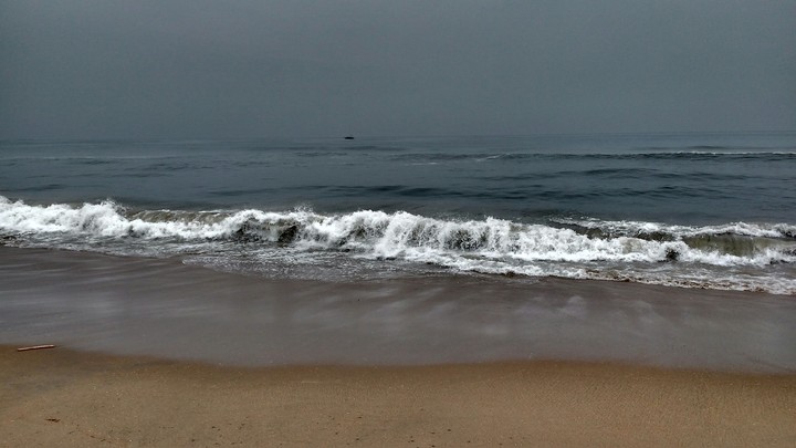 waves @marina-chennai