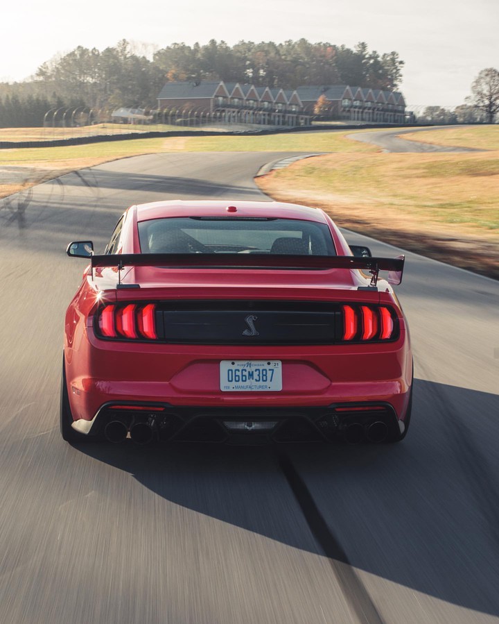 Ford Mustang GT500 2020