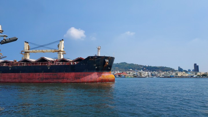 高雄港