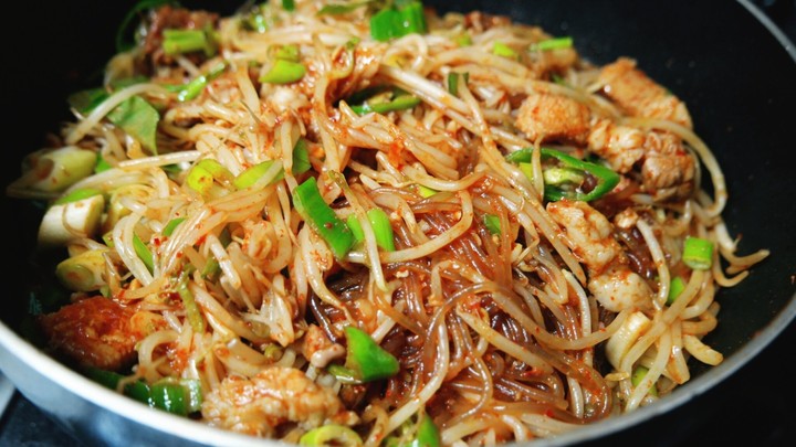 roast bean sprouts