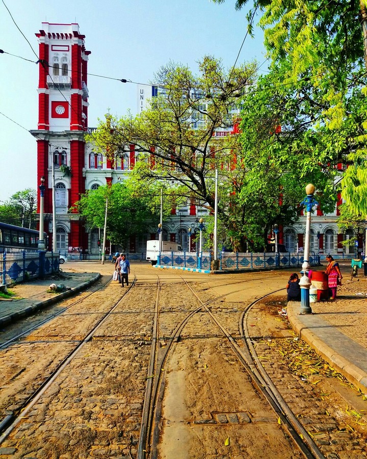 তুমিও হেঁটে দেখো কলকাতা