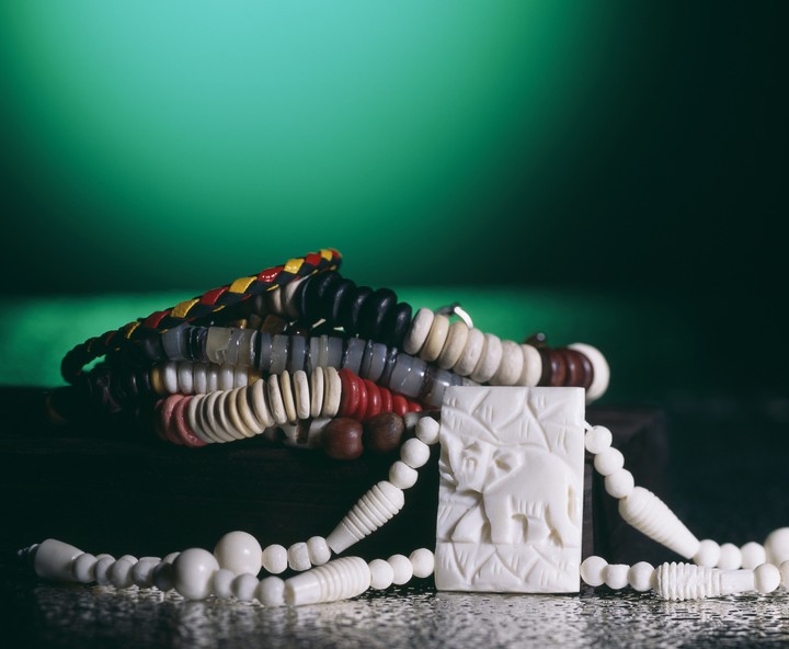 Diverse Effect and Article