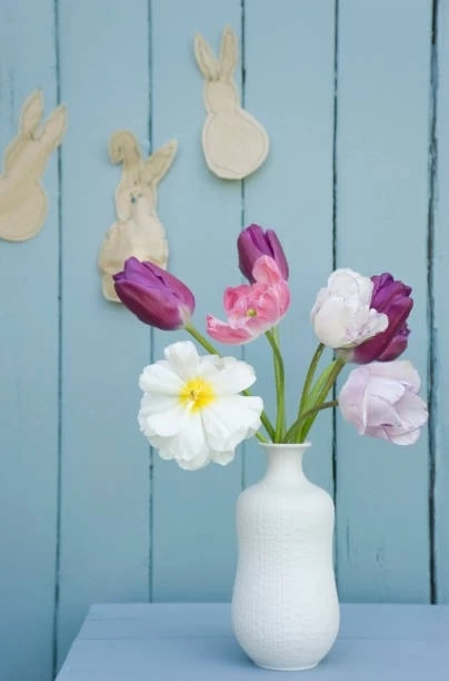 tulips & bunny art