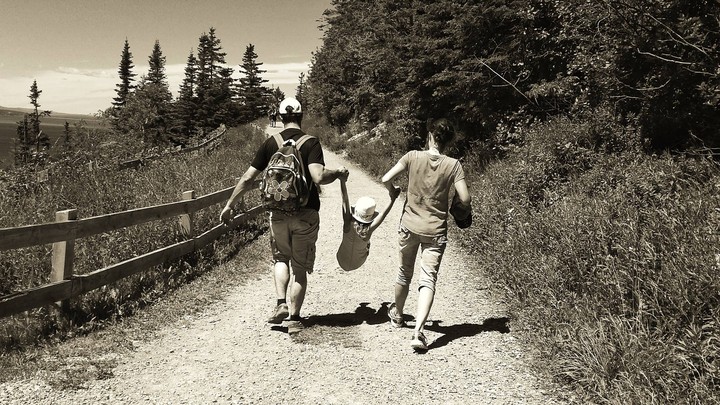 hiking with my father and my sister ^•^