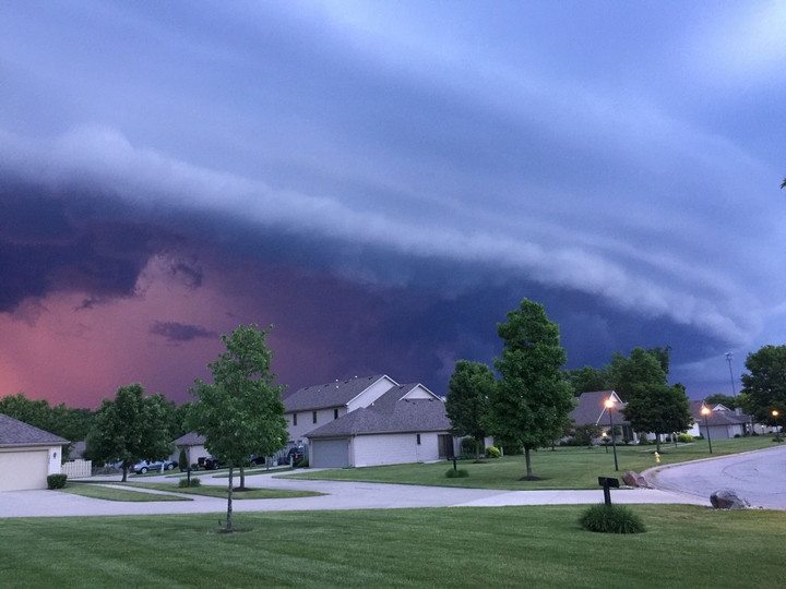 Storm going by the neighborhood