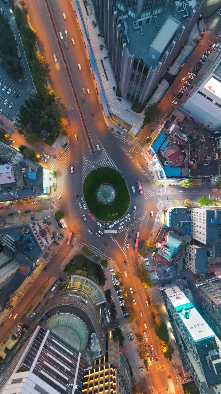 The Modern City