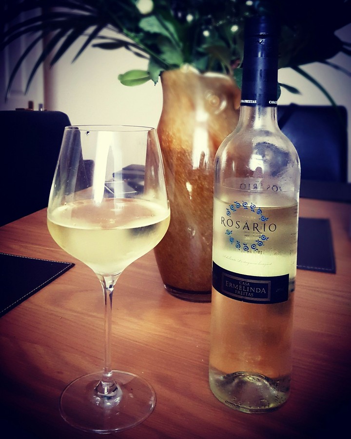 Wine! White wine