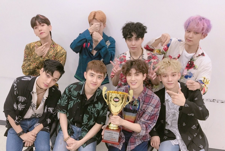 EXO KOKO POP