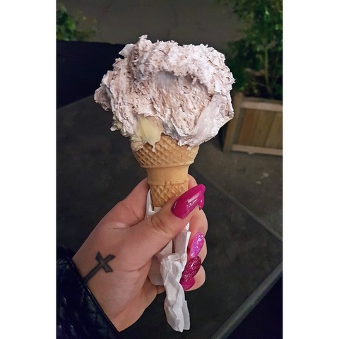 ice cream and nails
