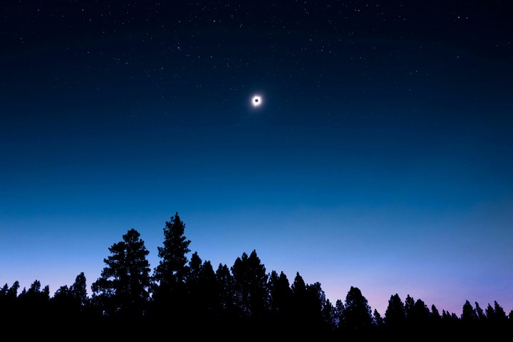 its a fantasy of mine to be with my love in such a lonely n8