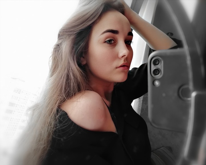 Girl. Mirror. Beauty.