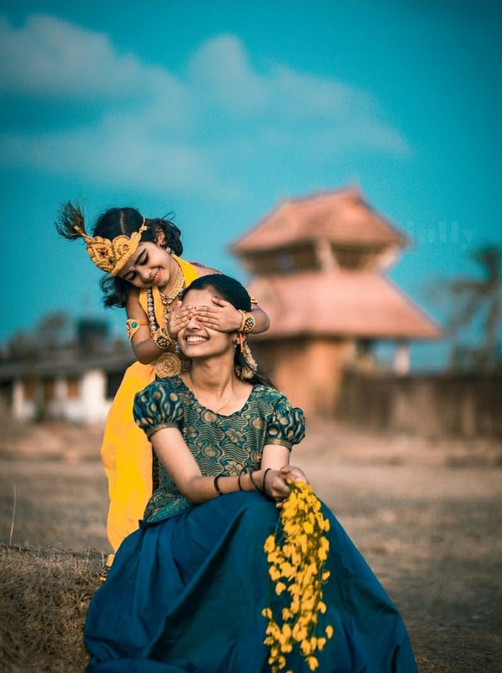 GIRLS