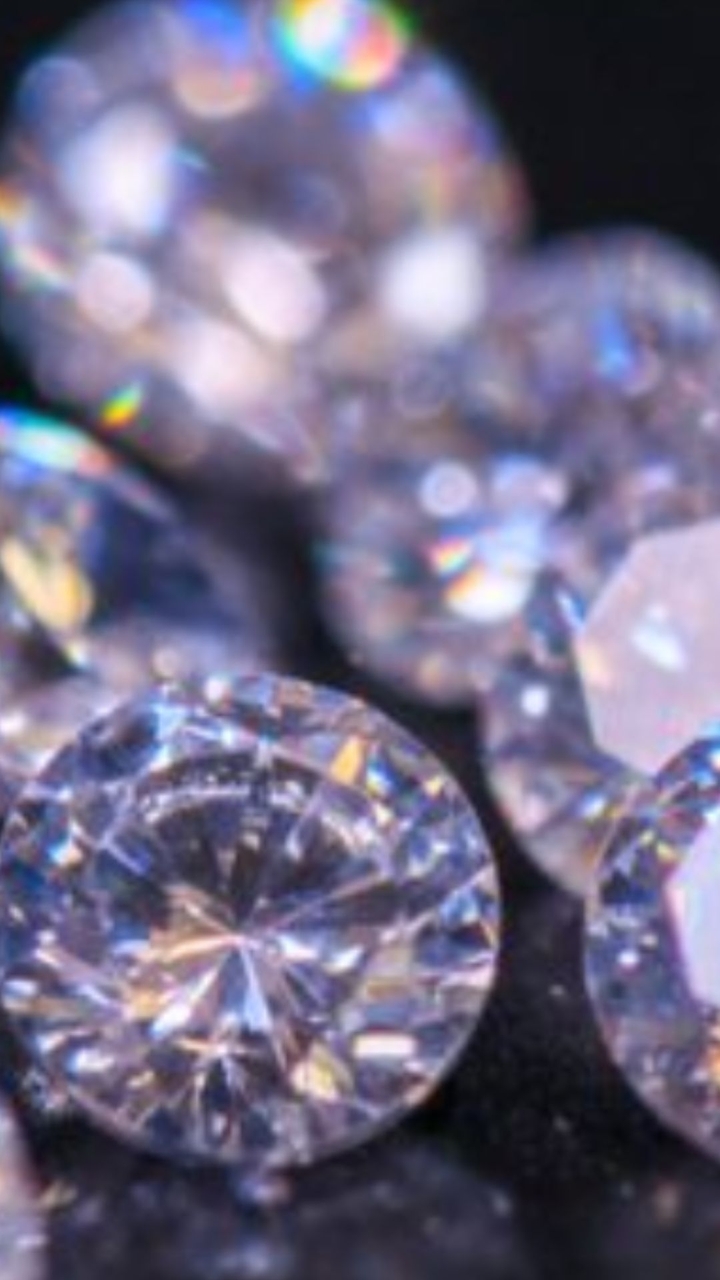 Diamondes