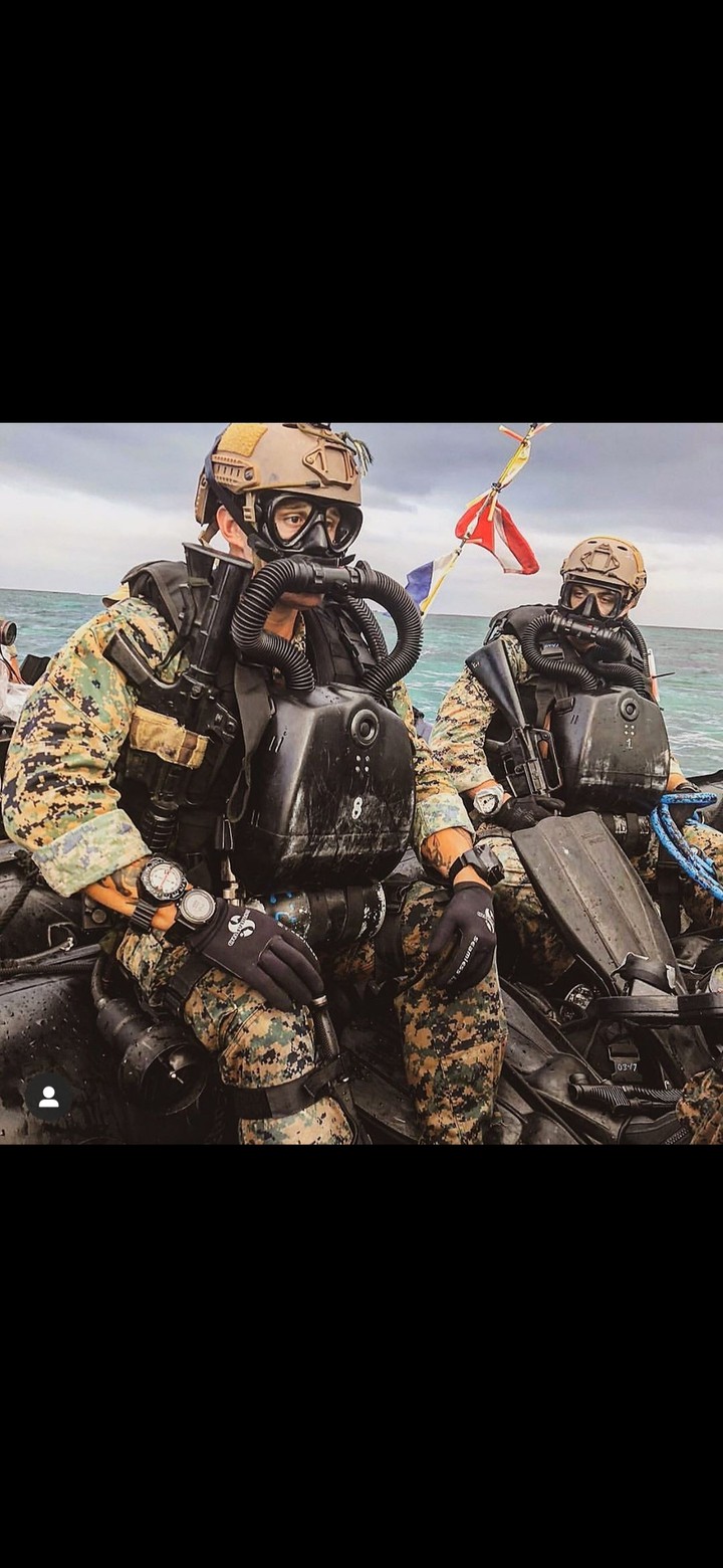 diver combat
