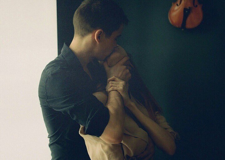 kiss