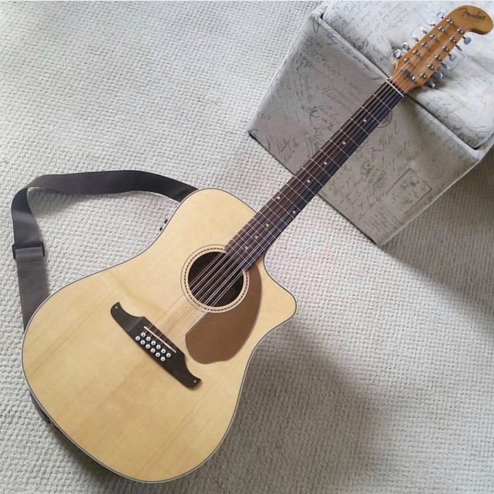 Fender Acoustic Guitar 12 strings