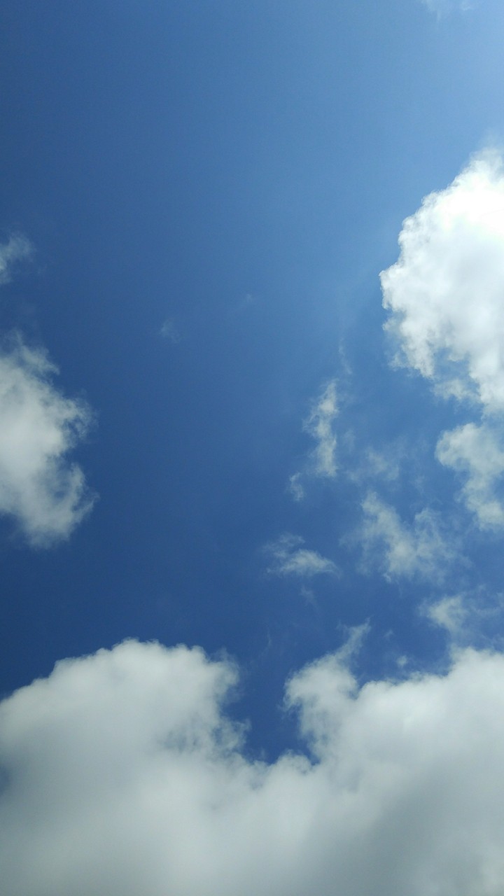 cloudy sky