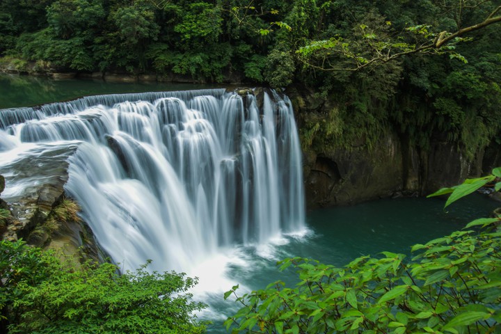 Shifen Waterfall