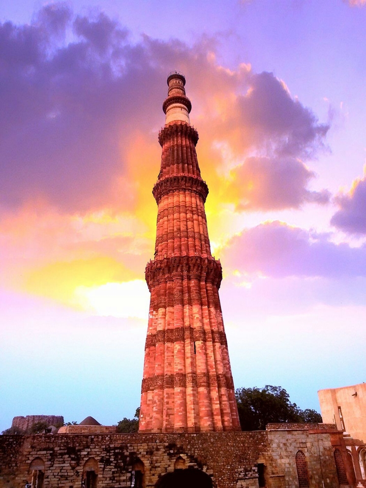 क़ुतुब मीनार