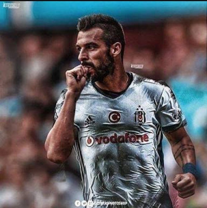 ALVARO NEGREDO