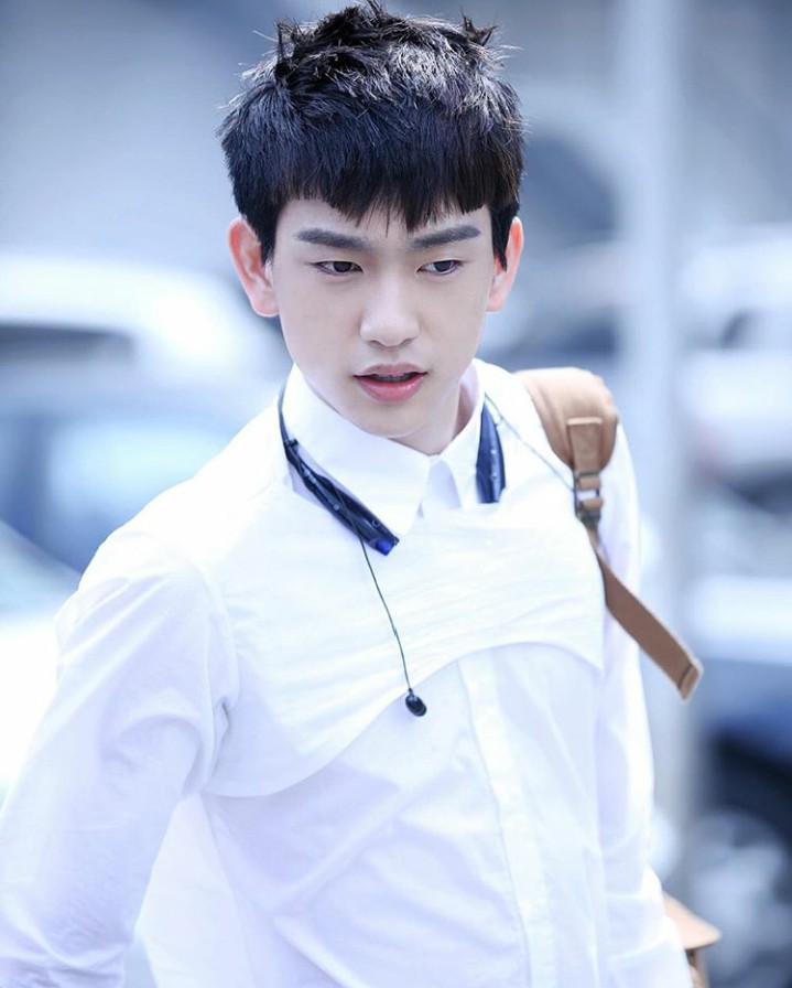 Jinyoung GOT7