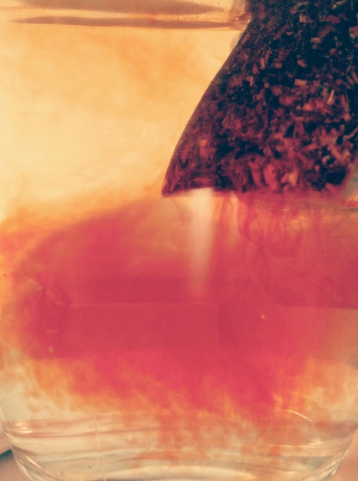 a tea dissolves