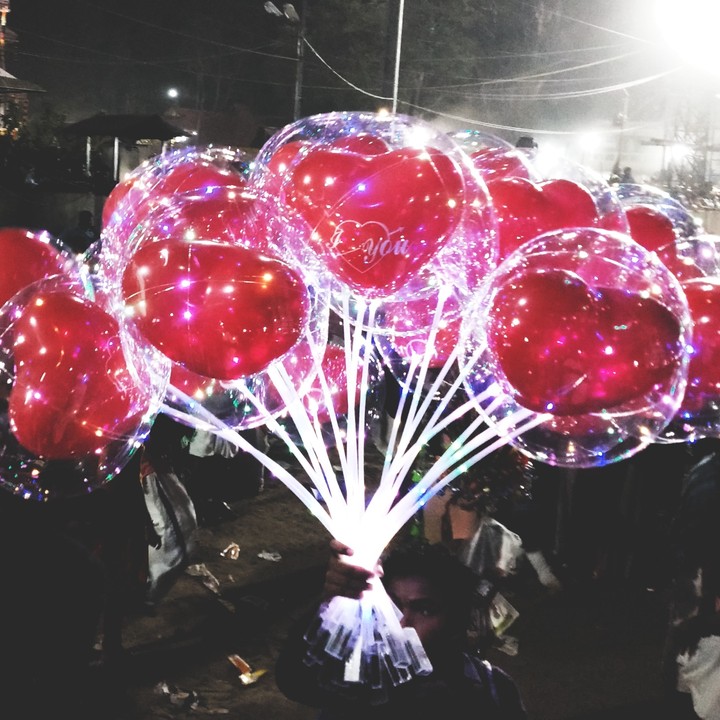 festival balloons
