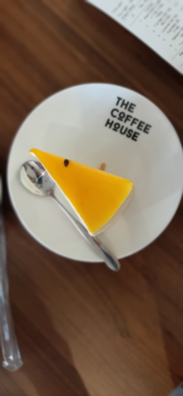 passion cheese cake of the coffee house in VietNam