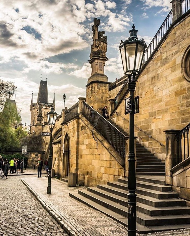 Prague ❤️Charles bridge