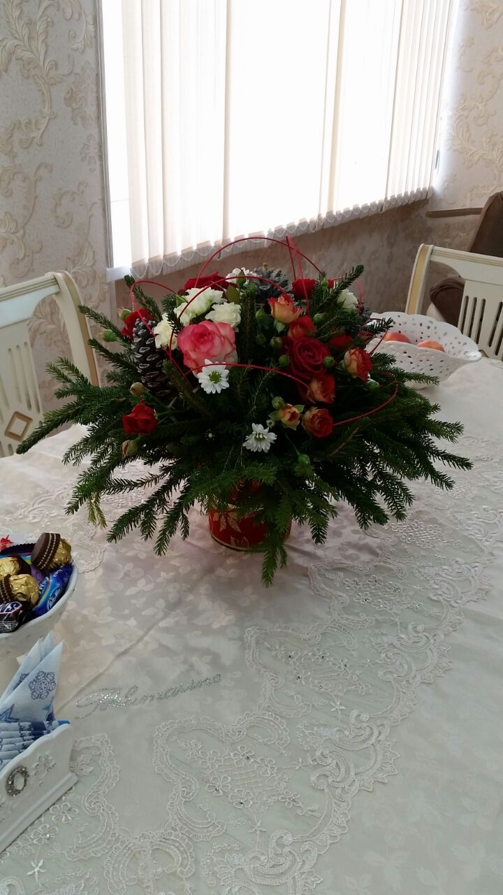 праздник к нам приходит