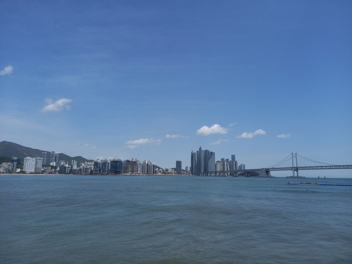 파도가 높은 광안리