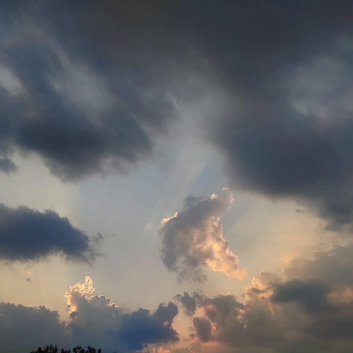 sunlight clouds