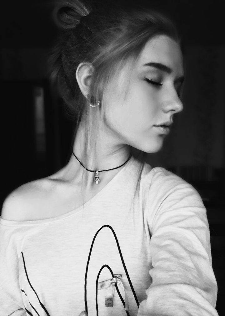 чёрно-белый