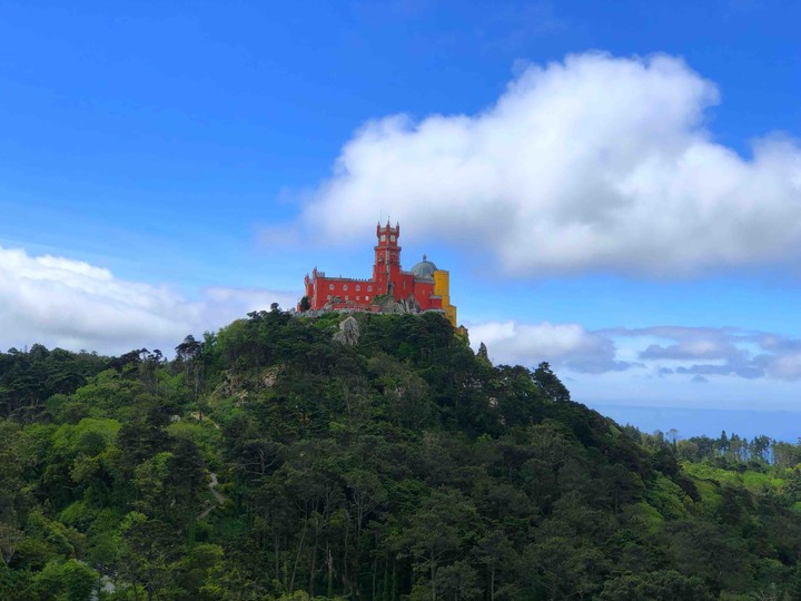 HELLO PENA CASTLE