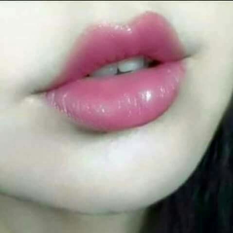 Pink lips