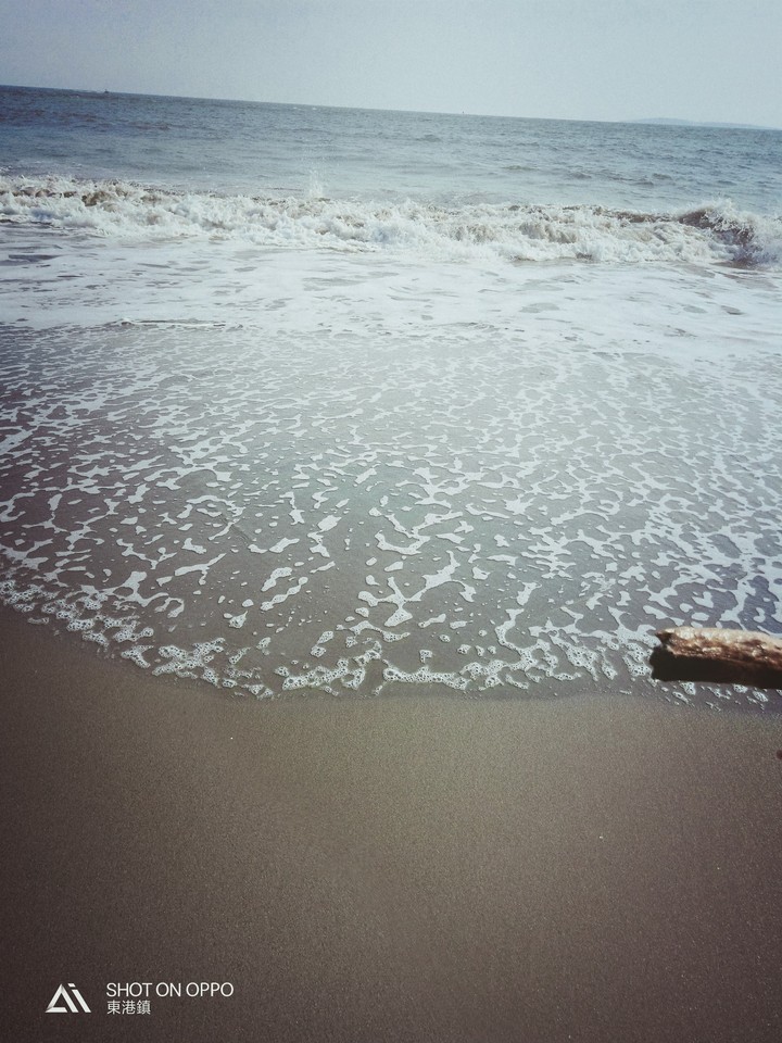 不同的海浪