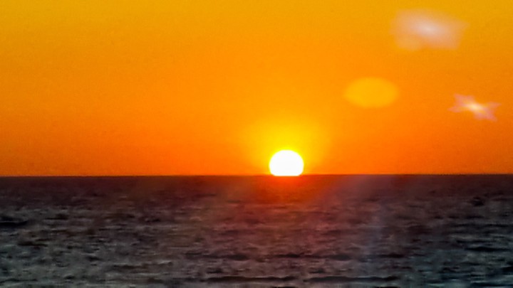 The Sun goes slepp