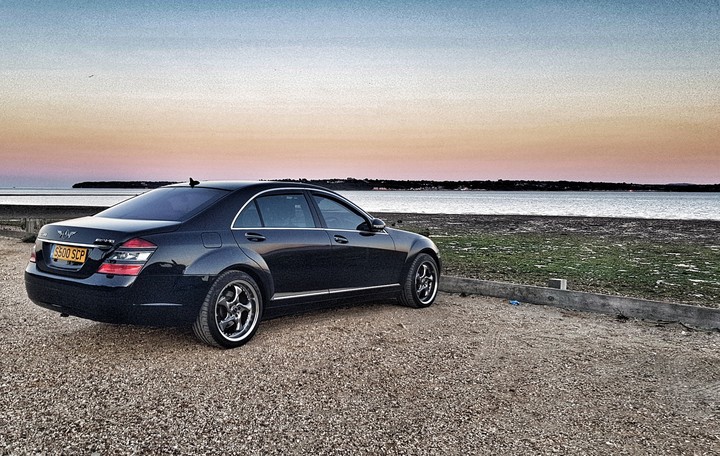 Mercedes-Benz S500 W221