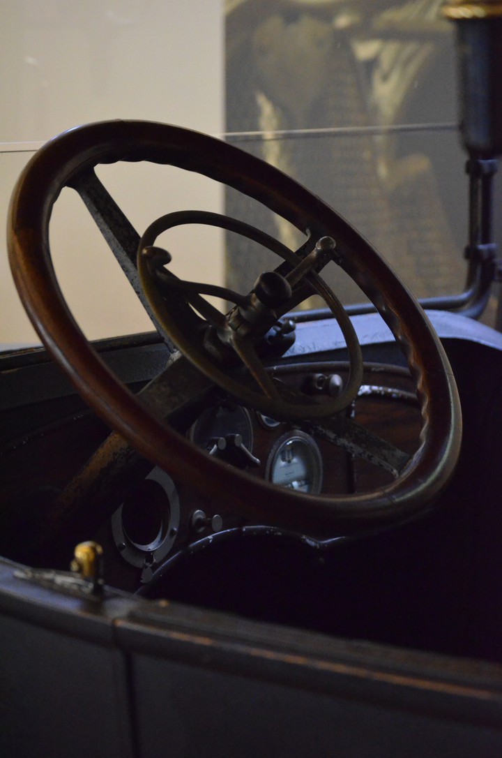 Steering wheel