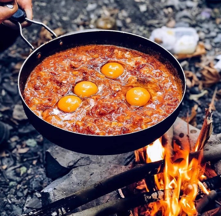 breakfast in jungle