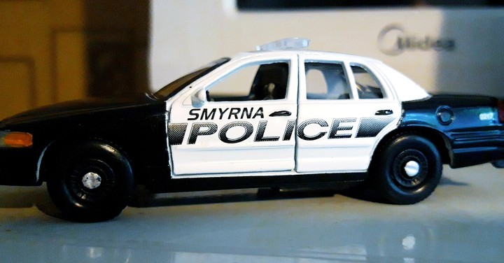 ford crown victoria