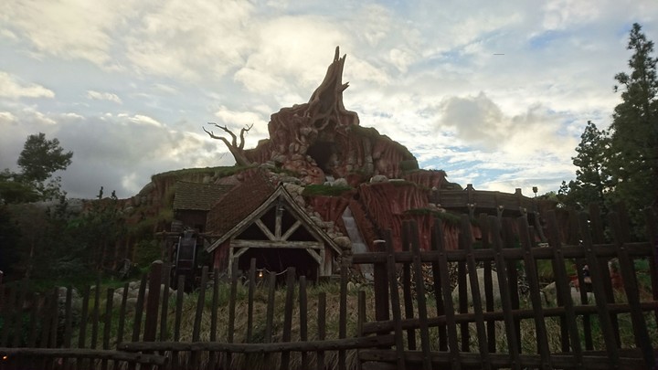 Splash Mountain