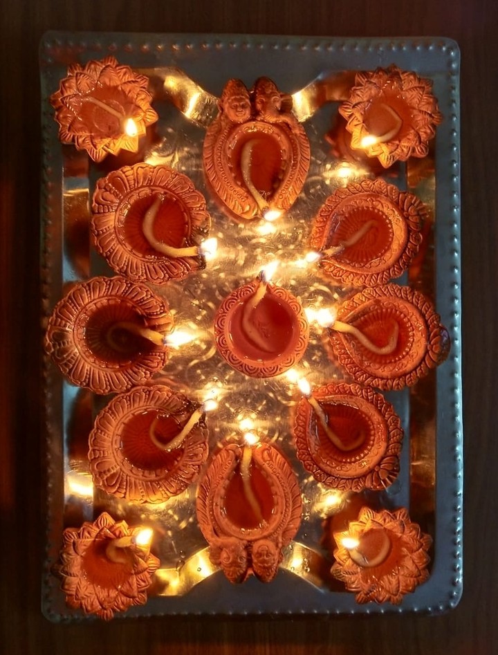 diyas