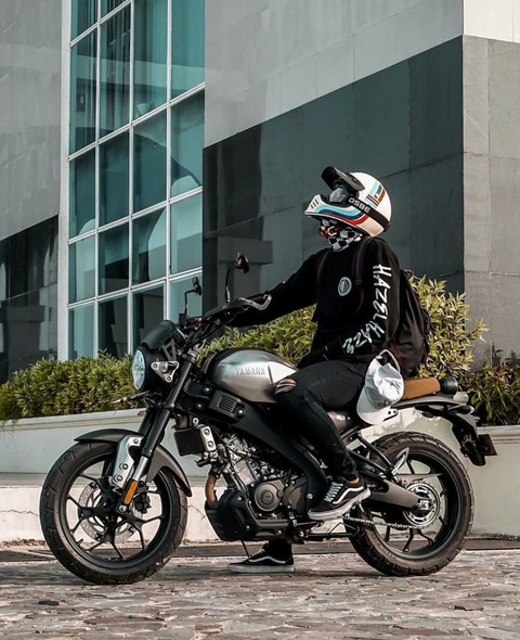 Yamaha XZR